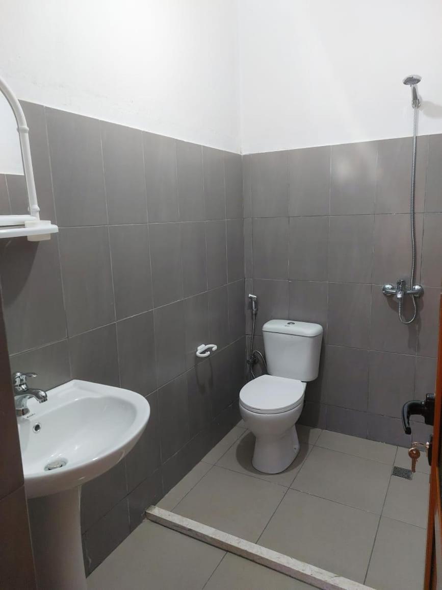 Guest House Xhaferaj Берат Екстер'єр фото